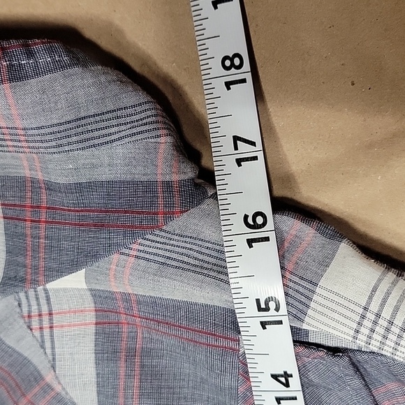 Urban Renewal Size S/M Prairie Style Top with Pearl Snap Closure.  EUC - Picture 7 of 11